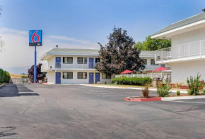 Гостиница Motel 6-Medford, OR  Медфорд